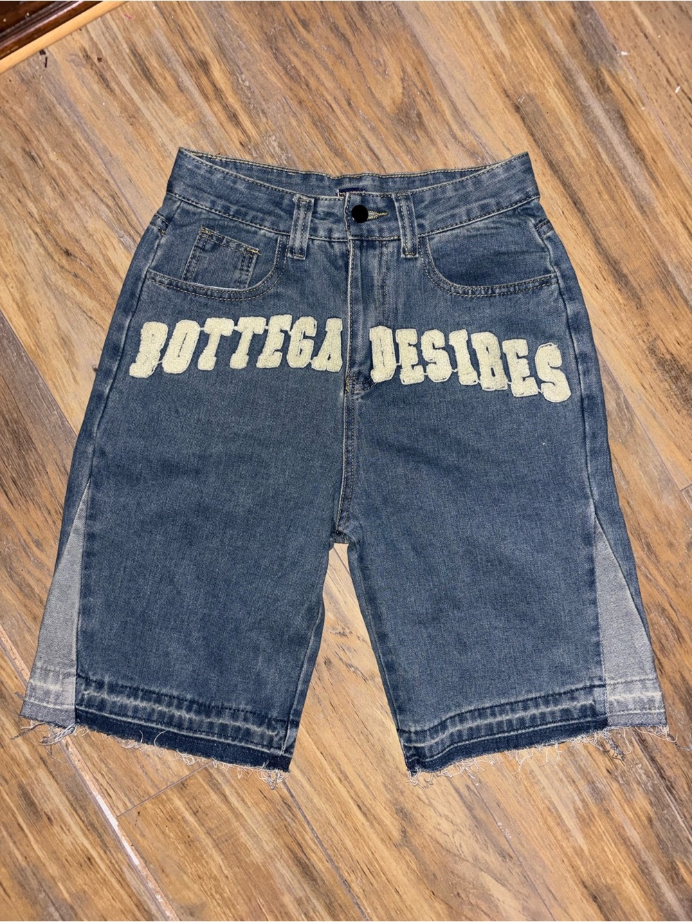Levi's Dark Blue Denim Shorts with Cream Graphic